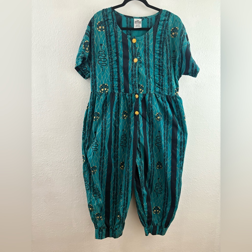 The African Village short sleeve printed green romper size M